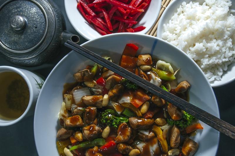 POLLO KUNG PAO / KUNG PAO CHICKEN