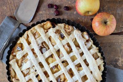 Tartaleta Manzanas caramelizadas y ganache blanco
