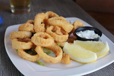 Shooters Crispy Calamari