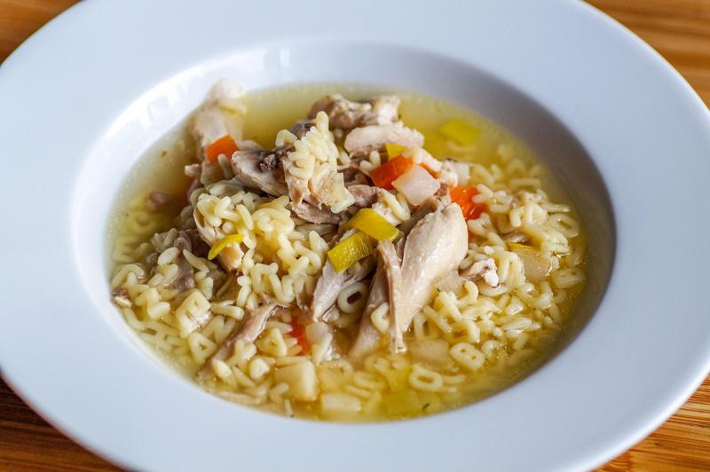 SOPA DE VERDURAS CON POLLO