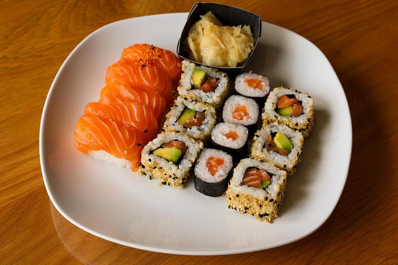 Sushi Deluxe Combo