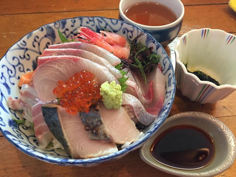 Sashimi Deluxe Combo