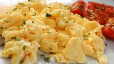 Huevos omelette o revueltos