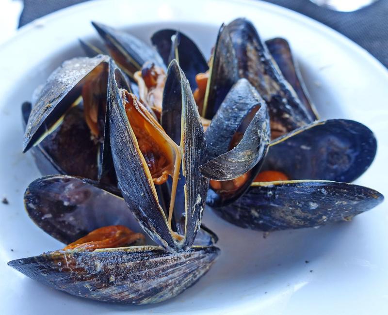 Mejillones a la marinera