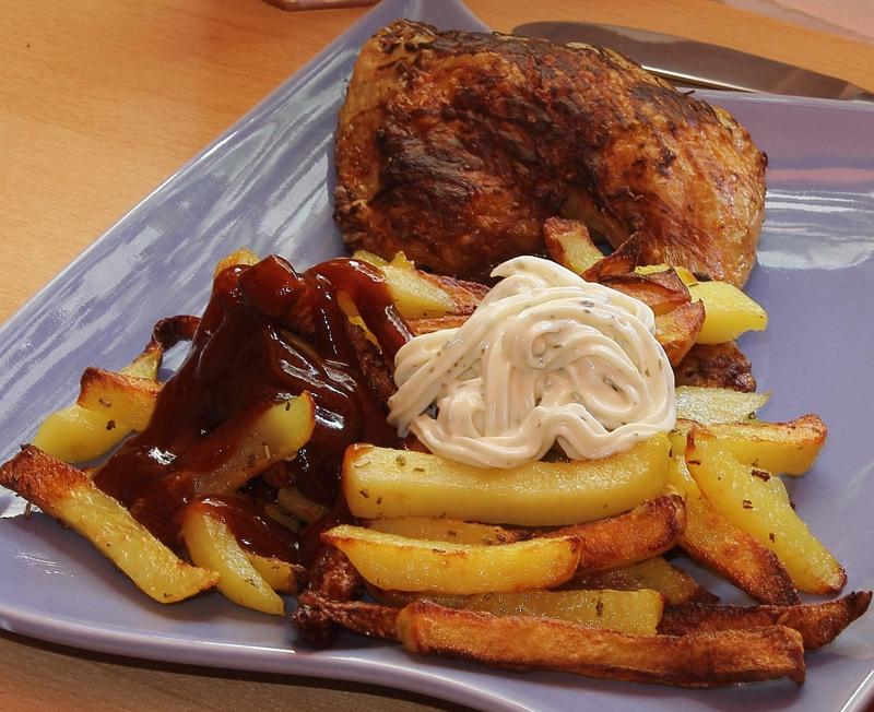 1/4 kokoriko asado o kronch + papas y bebida
