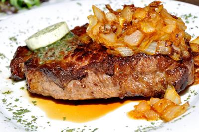 TARTUFO TENDER SIRLOIN STEAK.