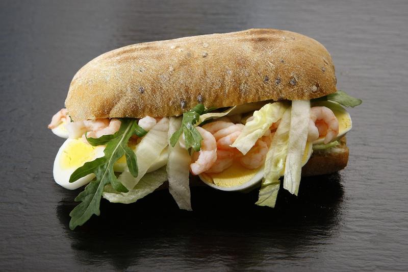 sanduche de camarones